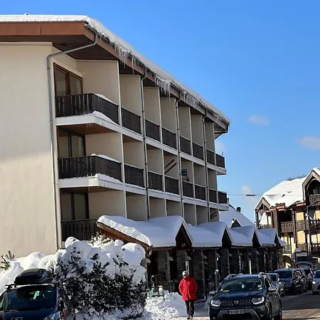 4 Pers, Centre Village, 450m Telecabine, Balcon, Casier A Skis, Animaux Acceptes - Fr-1-572-211 Apartment